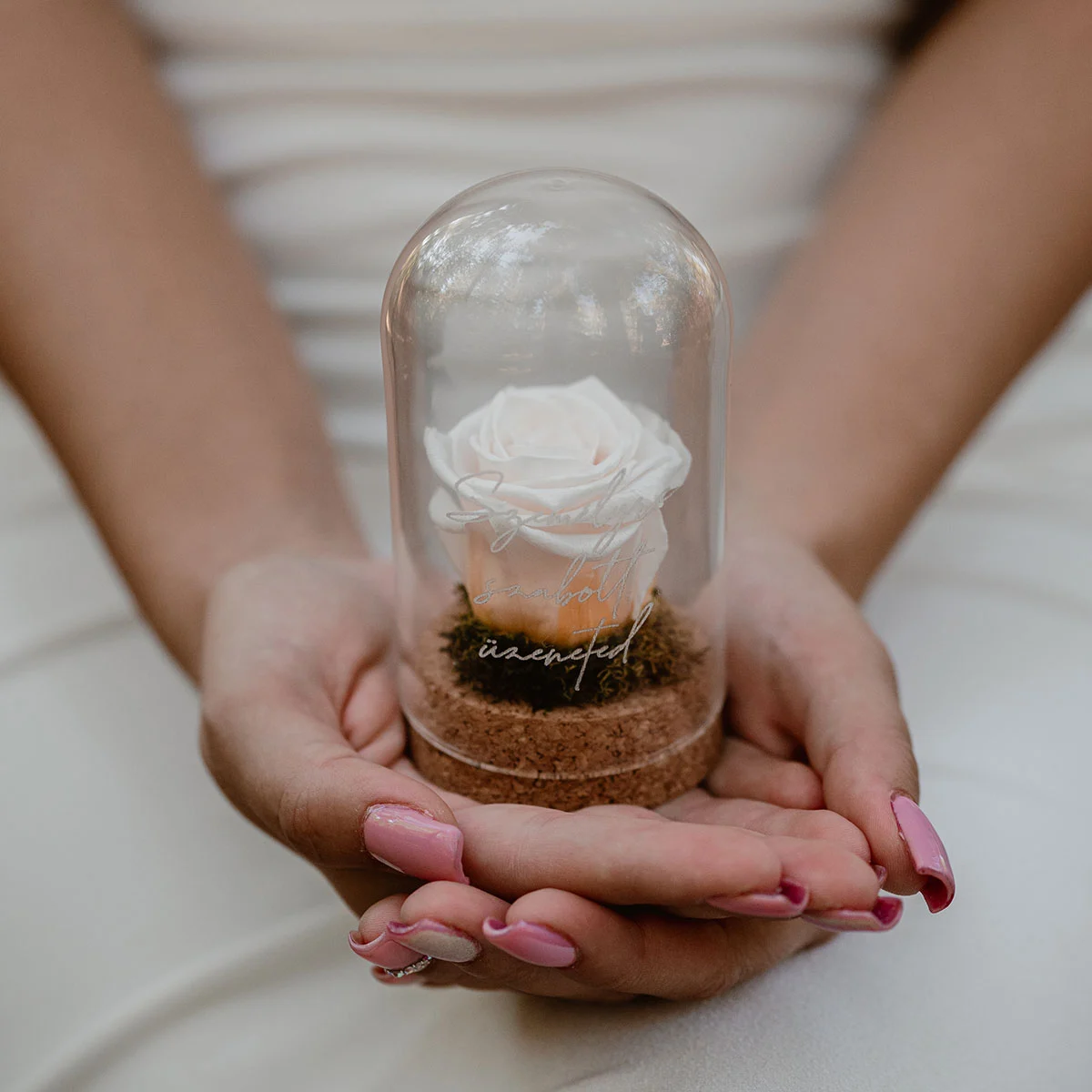 Örök Rózsa Gravírozott Üveg Búrában, Megőrzött Rózsa